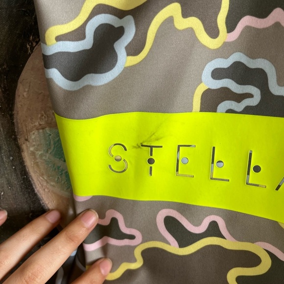 Stella McCartney camo activewear tank - Picture 8 of 10